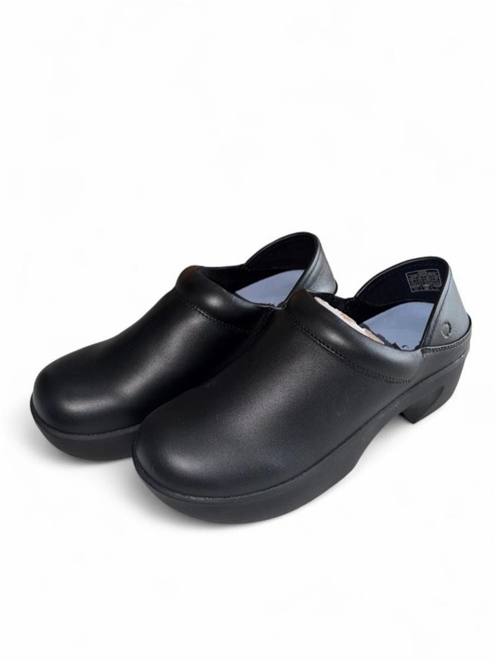Shoes for Crews Lila Whitney clogs smooth leather upper design